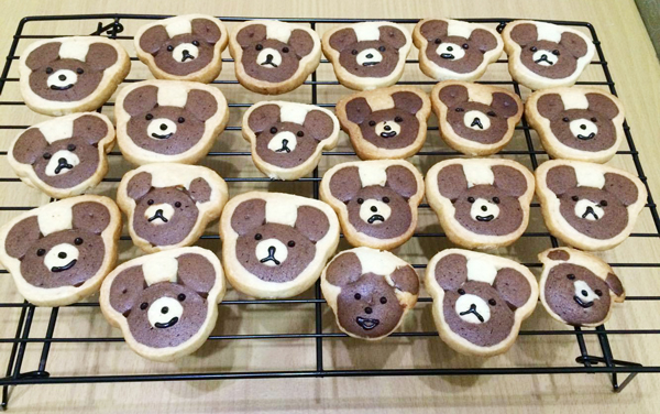 咖逼走鐘熊餅乾